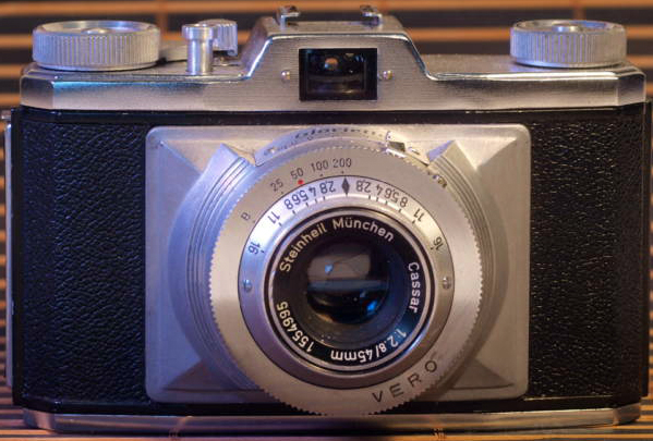 braun gloriette vintage film camera 1954