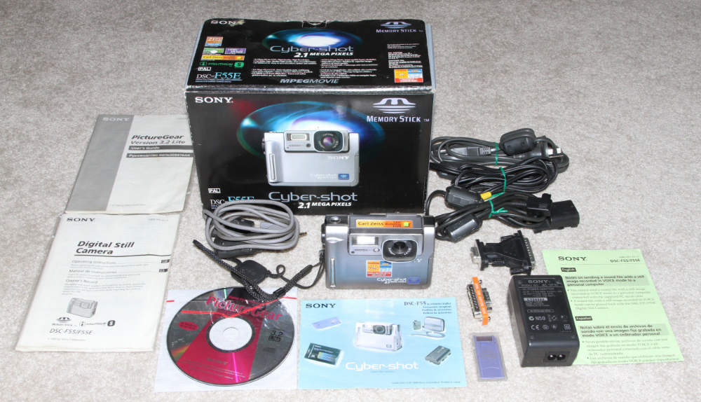 Sony DSC-F55E digfital camera kit