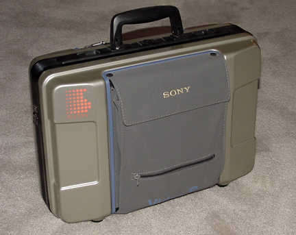 Sony ccd-v8af video camera case exterior 1985