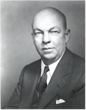 edwin harold armstrong inventor of the regenerative circuit,superheterodyne circuit, frequency modulation (fm) radio, world's first portable radio